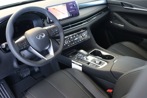 New 2025 INFINITI QX60 Luxe w/ Black Edition image 18