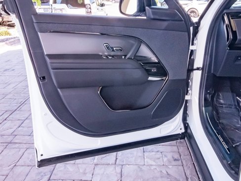 New 2025 Land Rover Range Rover Sport Dynamic SE image 33