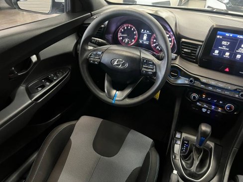 Used 2019 Hyundai Veloster 2.0 image 13