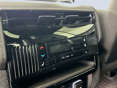 New 2025 Jeep Wagoneer Series II image 30