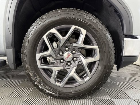 New 2026 GMC Sierra 1500 SLT w/ SLT Premium Plus Package image 10