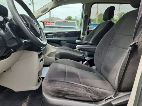 Used 2014 Dodge Grand Caravan SE w/ Quick Order Package 29E SE image 8