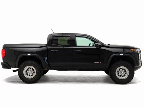 Used 2024 GMC Canyon AT4 w/ AT4 Premium Package image 2