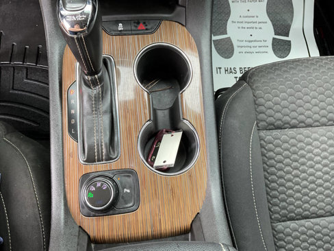 Used 2019 GMC Acadia SLE w/ Driver Alert Package I image 18