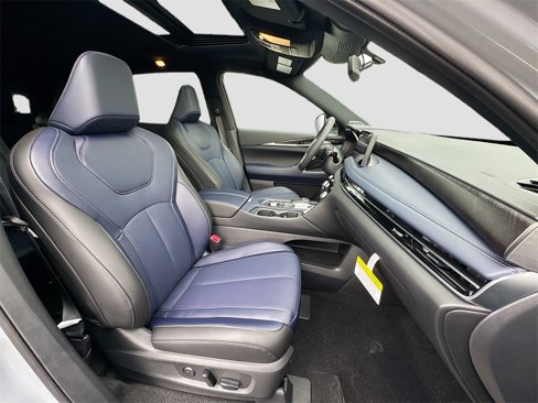 New 2026 INFINITI QX60 Luxe w/ Dark Cargo Package image 32
