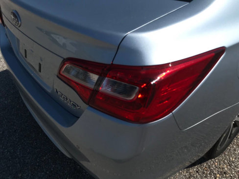 Used 2017 Subaru Legacy 2.5i Limited image 29