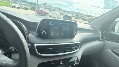 Used 2019 Hyundai Tucson SE image 14
