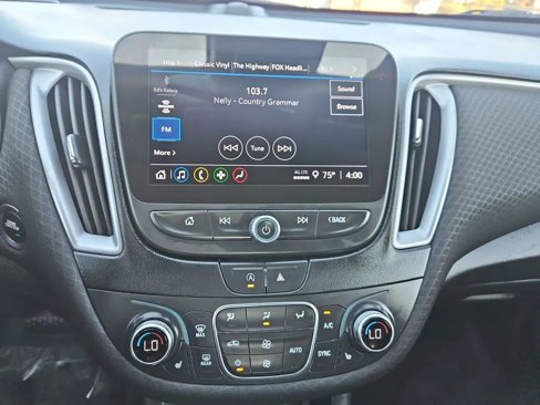 Used 2023 Chevrolet Malibu LT image 10