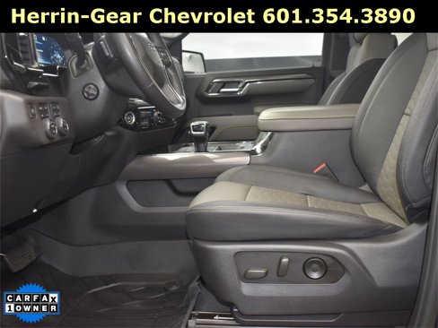 Used 2023 Chevrolet Silverado 1500 ZR2 w/ Technology Package image 12