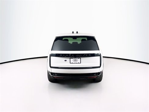 Used 2025 Land Rover Range Rover SE image 6