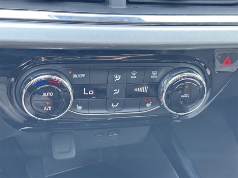 Used 2025 Chevrolet Trax LT w/ Driver Confidence Package image 25