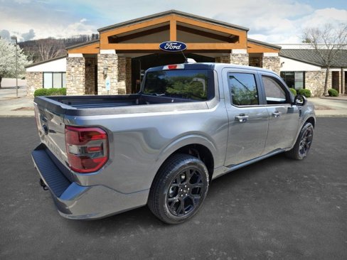 New 2025 Ford Maverick Lobo image 5