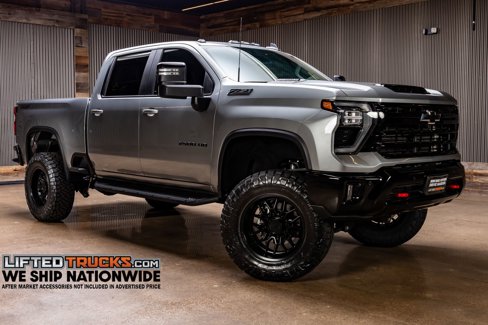 Used 2025 Chevrolet Silverado 2500 LT w/ Trail Boss Package image 1