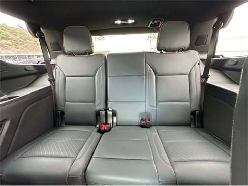 New 2025 GMC Yukon AT4 w/ Premium Trailering Package image 17