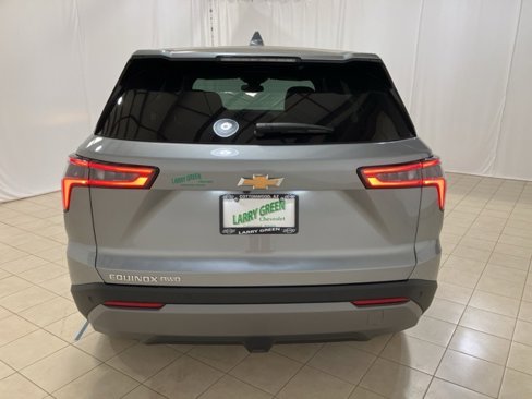 New 2026 Chevrolet Equinox LT w/ LPO, Floor Liner Package image 4