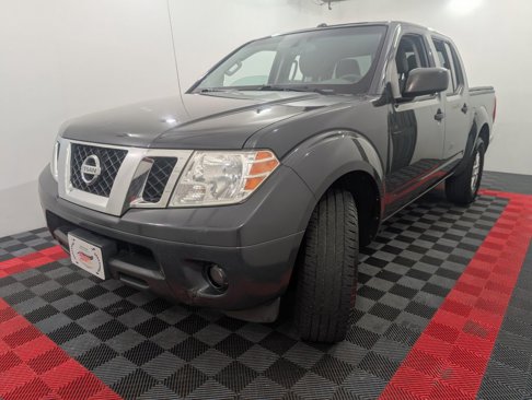 Used 2014 Nissan Frontier SV w/ SV Value Truck Package image 4