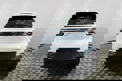 Used 2025 Chevrolet Equinox EV LT w/ LPO, All-Weather Mat Package image 40