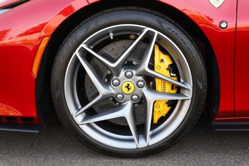 Certified 2021 Ferrari F8 Tributo image 14
