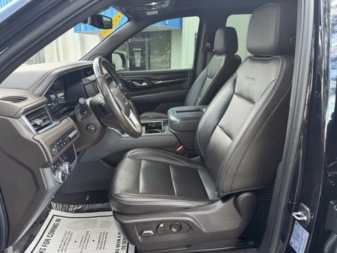 Used 2022 GMC Yukon XL Denali image 11