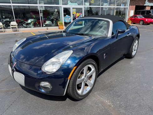 Used 2008 Pontiac Solstice Convertible w/ Preferred Package image 27