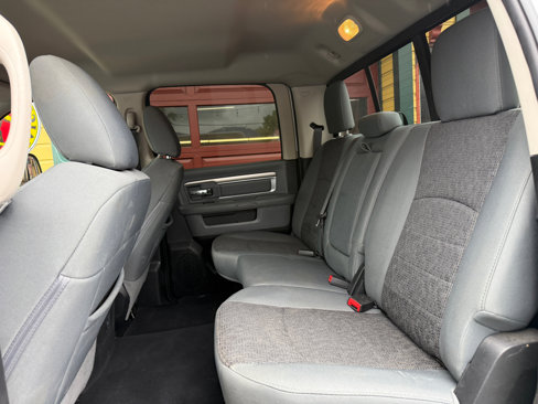 Used 2018 RAM 3500 SLT image 17