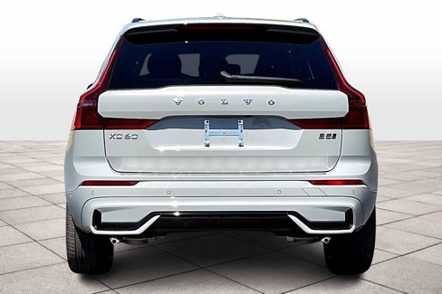 New 2026 Volvo XC60 B5 Ultra w/ Climate Package image 6