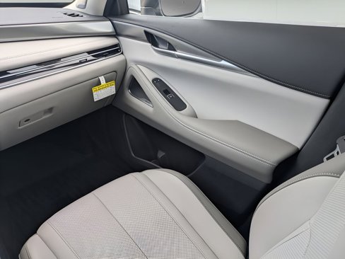 New 2026 INFINITI QX60 Luxe w/ Cargo Package image 18