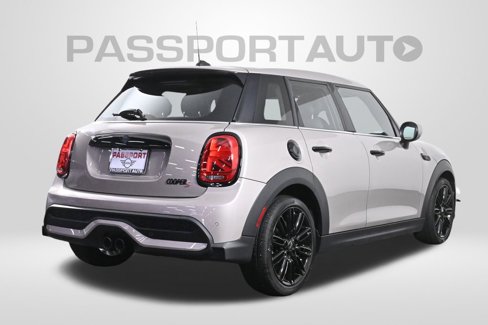 Certified 2022 MINI Cooper S image 9