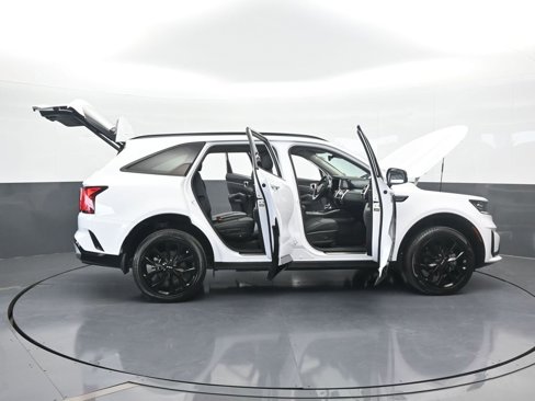 Used 2023 Kia Sorento SX image 78
