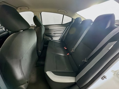 Used 2025 Nissan Versa S w/ Trunk Package image 25