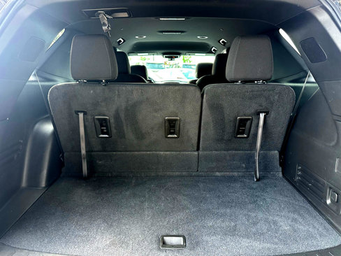 Used 2022 Chevrolet Traverse LT w/ LPO, Cargo Package image 19