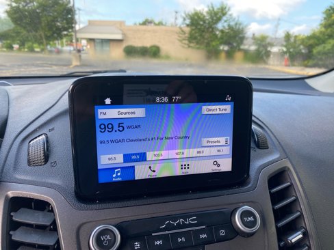 Used 2020 Ford Transit Connect XLT image 12