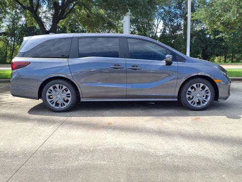 New 2026 Honda Odyssey Touring image 18
