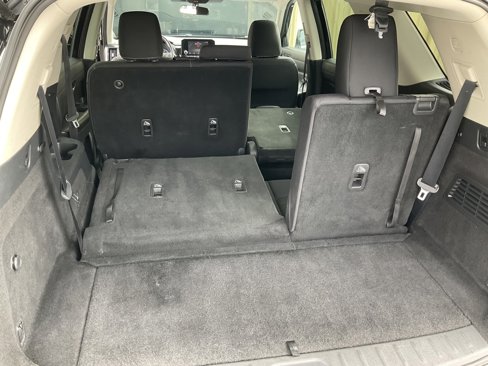 Used 2024 Nissan Pathfinder SV image 45