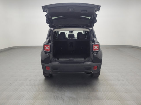 Used 2020 Jeep Renegade Limited image 29