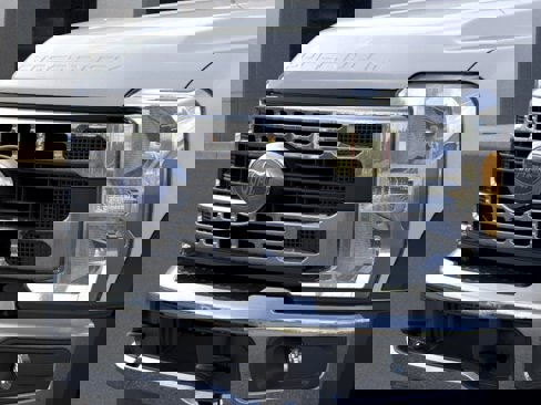 New 2025 Ford F550 4x4 Regular Cab Super Duty image 17