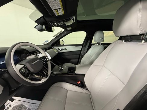 Used 2026 Land Rover Range Rover Velar S image 12