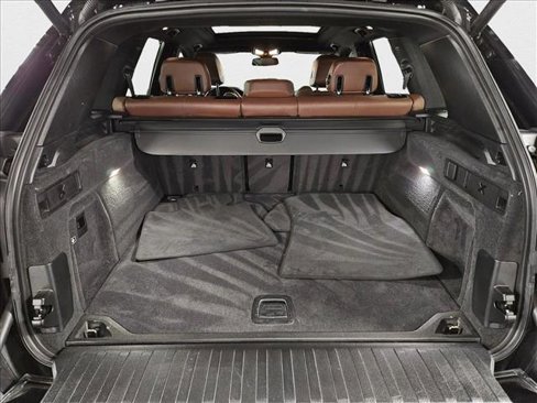 Used 2022 BMW X5 sDrive40i w/ Parking Assistance Package image 6