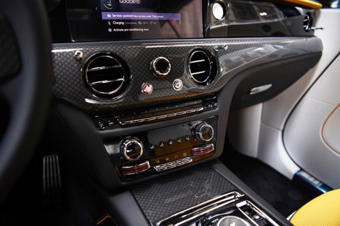New 2025 Rolls-Royce Spectre Black Badge image 19