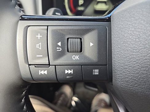 New 2026 Nissan Rogue Platinum image 15