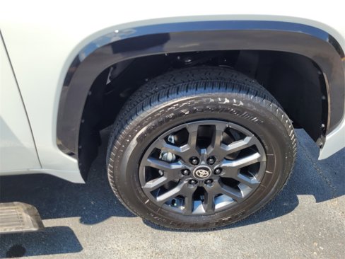 New 2025 Toyota Tundra Platinum image 15