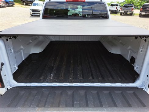 Used 2024 Chevrolet Colorado Z71 w/ Z71 Convenience Package 2 image 28