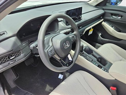 New 2025 Honda Accord SE image 3