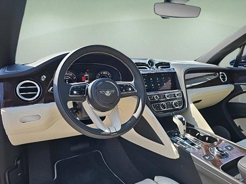 New 2024 Bentley Bentayga Extended Wheelbase image 37