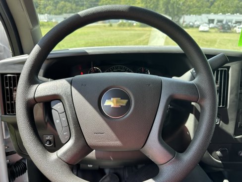 New 2025 Chevrolet Express 3500 w/ Driver Convenience Package image 11