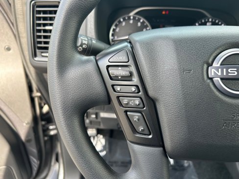 Used 2023 Nissan Frontier SV w/ Midnight Edition Package image 14