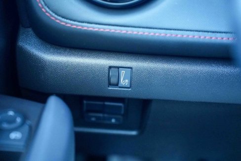 Used 2024 Chevrolet Colorado Z71 image 30
