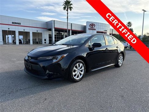 Certified 2024 Toyota Corolla LE image 1