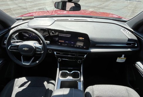 New 2026 Chevrolet Traverse LT image 11