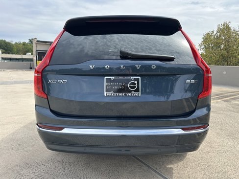 Certified 2025 Volvo XC90 B5 Core image 7